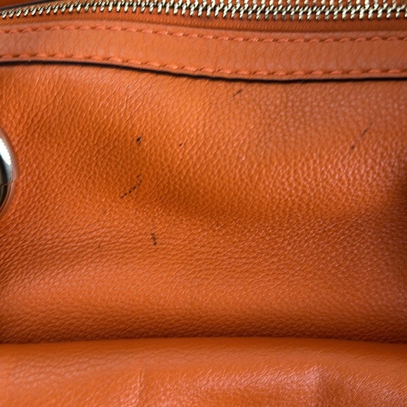 Michael Kors Orange Shoulder Bag - Picture 4 of 13